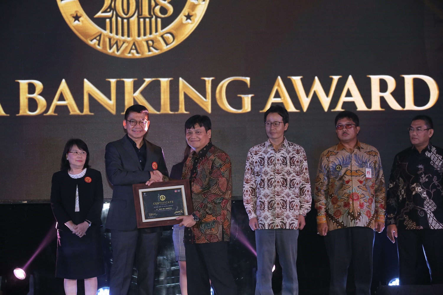 Bank DBS Indonesia raih penghargaan sebagai The Best Bank in Digital Services dalam acara Indonesia Banking Award yang diselenggarakan di Jakarta pada hari Rabu (26/9)