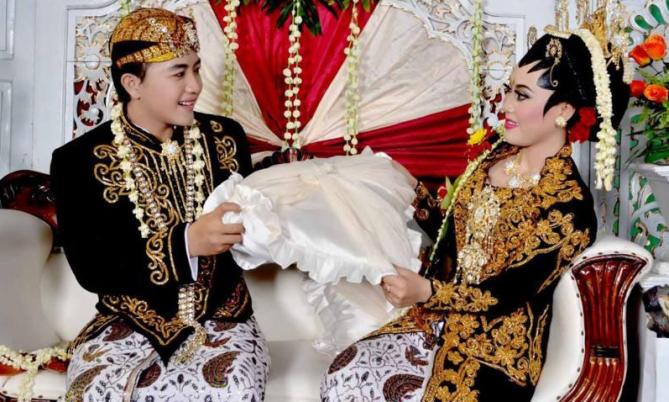 Hamil Diluar Nikah Penyebab Tingginya Pernikahan Usia Dini  